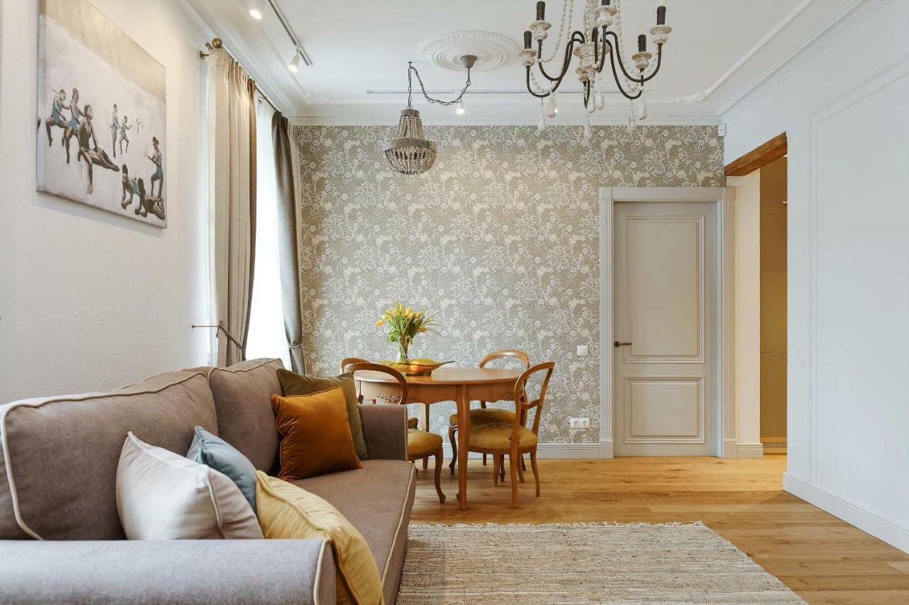 Dzirnavu Residense Apartment Riga Exterior photo